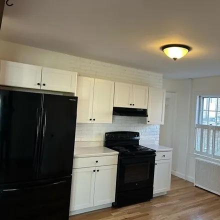 Image 2 - 21 Gardner Road, Reading, MA 01867, USA - Apartment for rent