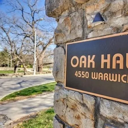 Image 8 - Oak Hall, 4550 Warwick Boulevard, Kansas City, MO 64111, USA - Condo for sale