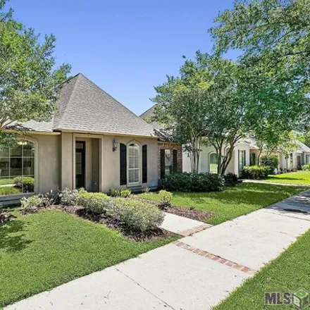 Buy this 3 bed house on Cypress Point Court in Inniswold Estates, East Baton Rouge Parish