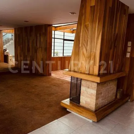 Buy this 3 bed house on Calle Claveles 312 in 53150 Naucalpan de Juárez, MEX