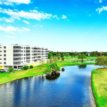Image 9 - East Bay Golf Club, 702 Country Club Drive, Largo, FL 33771, USA - Condo for rent