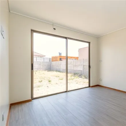 Rent this 3 bed house on General San Martín in Colina, Chile
