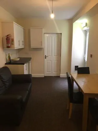 Image 3 - Medivet Coventry, Upper York Street, Coventry, CV1 3GP, United Kingdom - Townhouse for rent