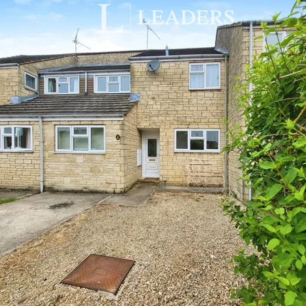 Rent this 4 bed townhouse on Rose Way in Siddington, GL7 1PS