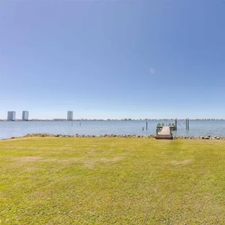 Image 2 - 15594 State Hwy 180, Gulf Shores, AL 36542, USA - House for sale