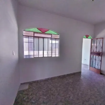 Rent this 3 bed house on Rua São Paulo in Centro, Divinópolis - MG