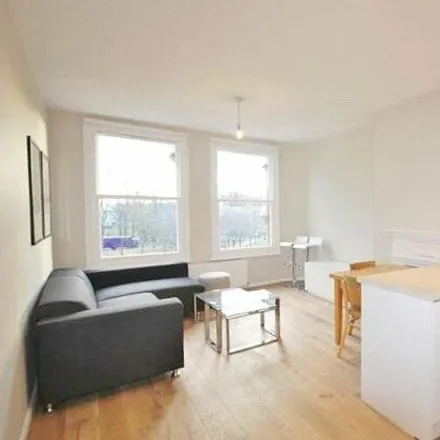 Rent this 2 bed room on HSBC UK in Sutton Lane North, London