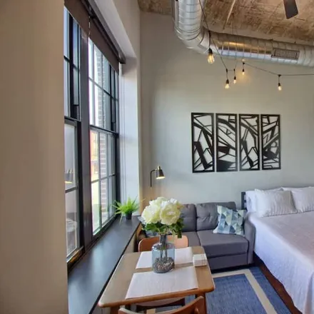 Rent this studio apartment on St. Louis