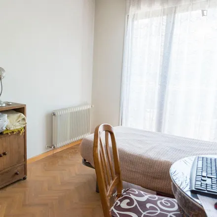 Rent this 4 bed room on Calle de Collado de Marichiva in 28929 Madrid, Spain