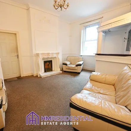 Image 2 - Dairy Lane, Newcastle upon Tyne, NE2 4BP, United Kingdom - Apartment for rent