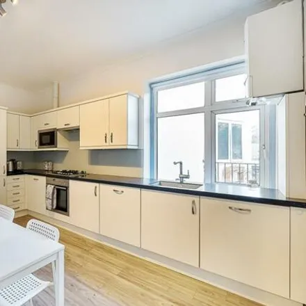 Image 4 - Chambers Lane, Willesden Green, London, NW10 2RG, United Kingdom - Apartment for sale