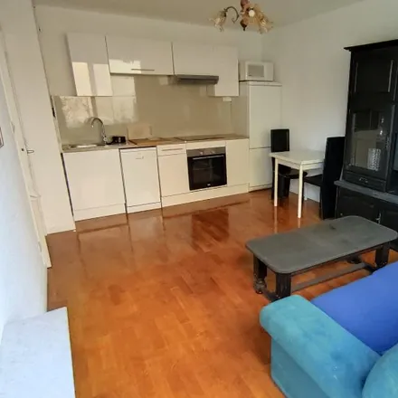 Rent this 1 bed apartment on 40 Rue Eugène Fournière in 69100 Villeurbanne, France