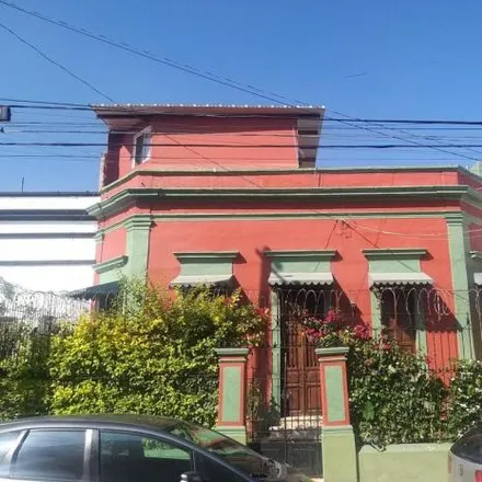 Rent this 1 bed apartment on Calle Cruz Verde 72 in Capilla de Jesús, 44200 Guadalajara