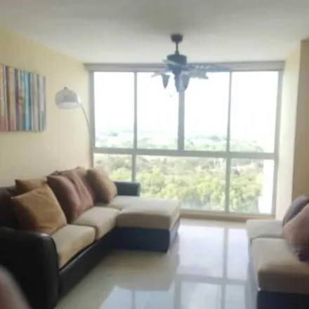 Rent this 2 bed apartment on Romain Sport Center in Avenida de la Rotonda, 0816