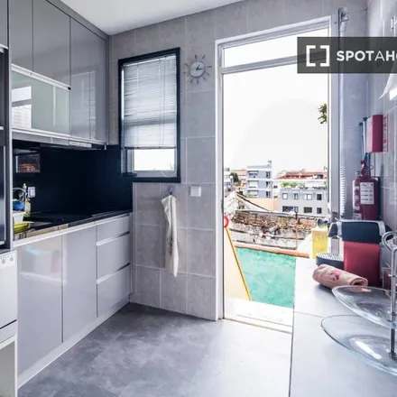 Image 9 - Rua do Bonjardim 954, 4000-121 Porto, Portugal - Apartment for rent