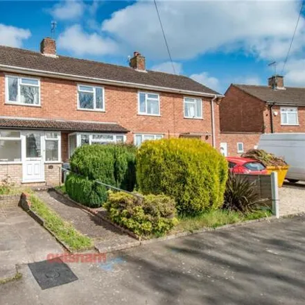 Buy this 2 bed duplex on Hewell Avenue in Stoke Pound, B60 3JF