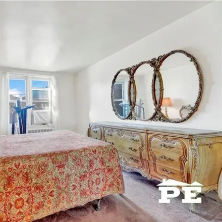 Image 9 - 2269 Gerritsen Avenue, New York, NY 11229, USA - Apartment for sale
