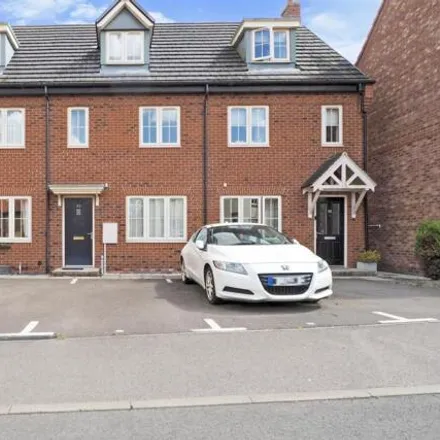 Buy this 3 bed townhouse on Baker Avenue in Wiseton, DN10 4FQ