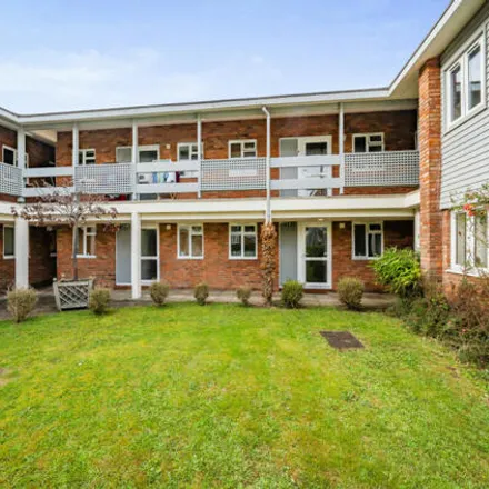 Buy this 1 bed apartment on Mathon Court in Guildford, GU1 1SY