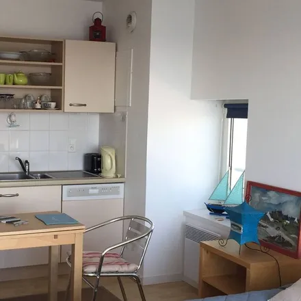 Image 6 - Guilvinec, Finistère, France - Apartment for rent