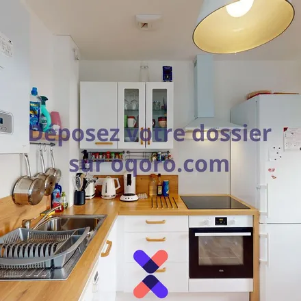 Rent this 3 bed apartment on 4 Rue Cosmao Prétot in 29200 Brest, France