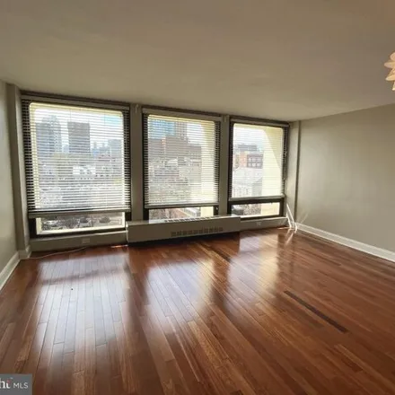 Rent this 1 bed condo on 222 Locust Street in Philadelphia, PA 19106