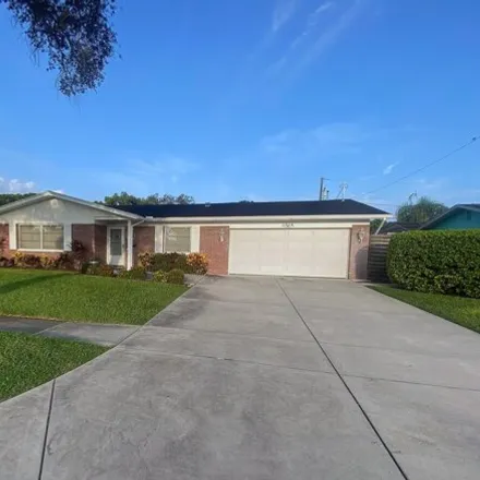 Image 4 - 1818 Yale Drive, Clearwater, FL 33765, USA - House for sale