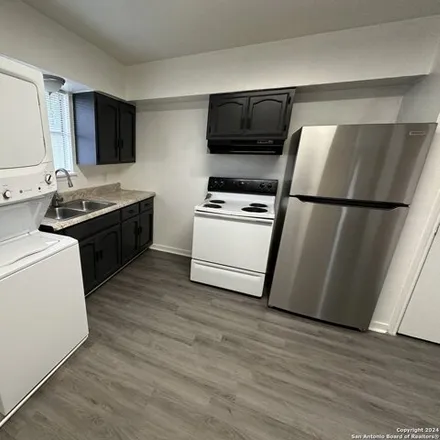 Image 8 - 228 Merida Street, San Antonio, TX 78207, USA - Apartment for rent