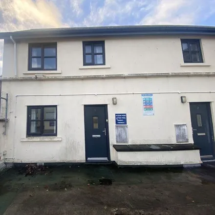 Rent this 2 bed townhouse on New Look in Glanrafon, Bangor