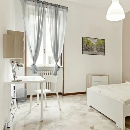 Rent this 3 bed room on Garage "Romana" in Corso di Porta Romana, 118