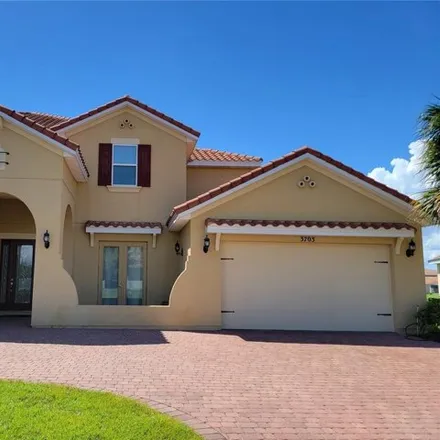 Buy this 5 bed house on 3717 Dockside Drive in Osceola County, FL 34746