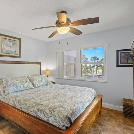 Image 8 - Saint Pete Beach, FL, 33706 - Condo for rent