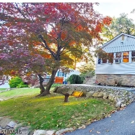 Buy this 2 bed house on 122 Windsor Avenue in Hopatcong, NJ 07843