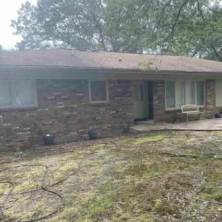 Buy this 3 bed house on 220 Needham Road in Fountain Lake, Garland County