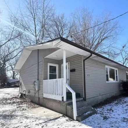 Buy this 3 bed house on 413 East Birch Street in Carbondale, IL 62901