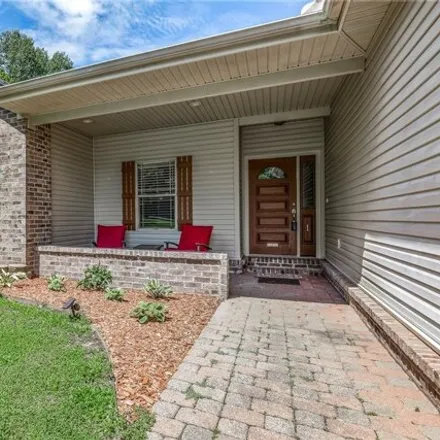 Buy this 3 bed house on 1 Holt Ln in Bella Vista, Arkansas