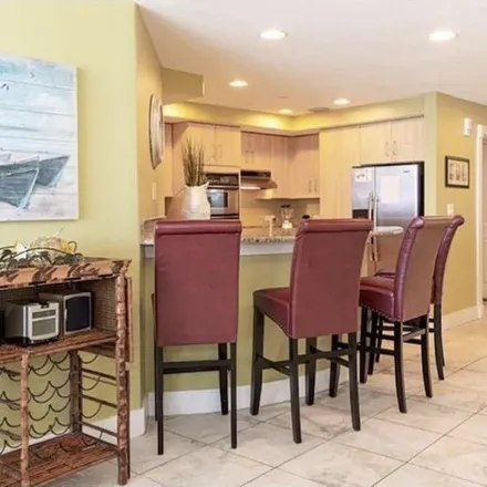 Image 6 - Island Tower, 521 West Beach Boulevard, Gulf Shores, AL 36542, USA - Townhouse for sale