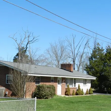 Buy this 3 bed house on 240 Sherry Street in Kingsport, TN 37660
