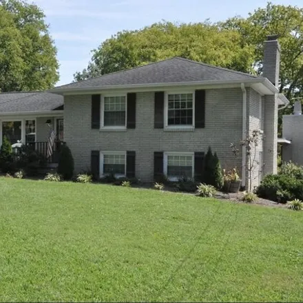 Rent this 3 bed house on 136 Clearview Circle in Nokes Heights, Hendersonville