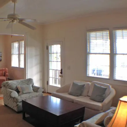 Rent this 2 bed townhouse on Monmouth Beach in NJ, 07750