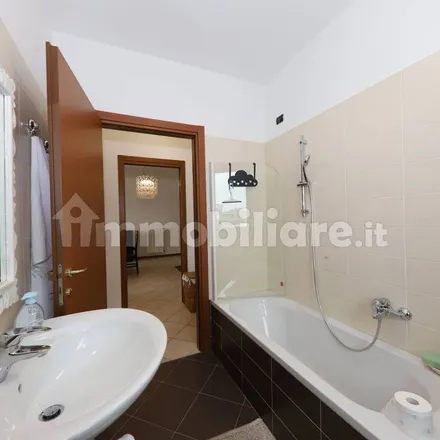 Rent this 2 bed apartment on Viale Giuseppe Mazzini 2 in 20831 Seregno MB, Italy
