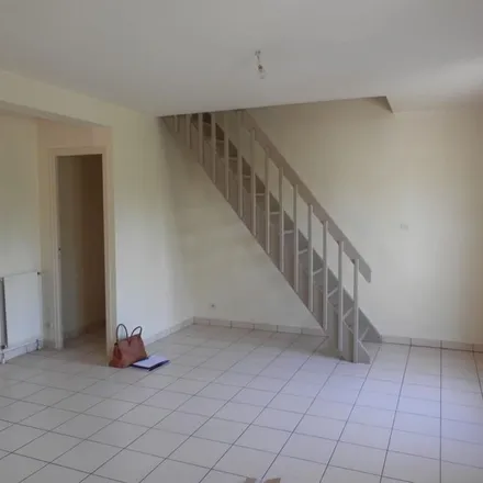 Rent this 3 bed apartment on 2 Place de l'Église in 86130 Jaunay-Marigny, France