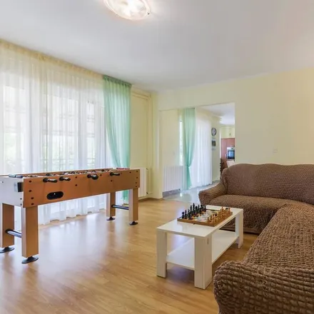 Rent this 3 bed apartment on 52231 Štrmac