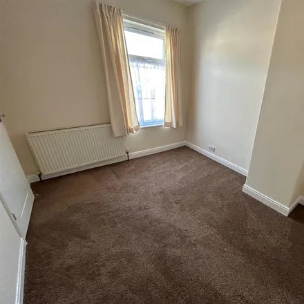 Image 7 - 145 Thoresby Street, Hull, HU5 3RB, United Kingdom - Townhouse for rent