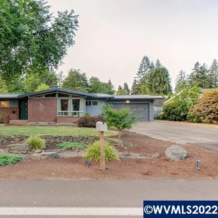 Buy this 3 bed house on 670 Sunset Avenue North in Keizer, OR 97303