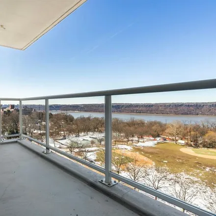 Image 4 - 3333 HENRY HUDSON PARKWAY 15G in Central Riverdale - Apartment for sale