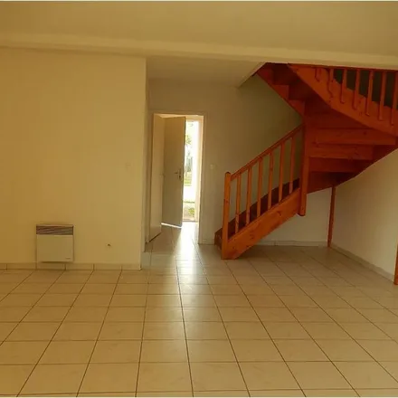 Rent this 4 bed apartment on 2 Rue Jean Mermoz in 09100 Pamiers, France