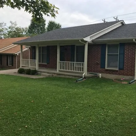 Rent this 3 bed house on 2540 Ashbrooke Drive in Lexington, KY 40513