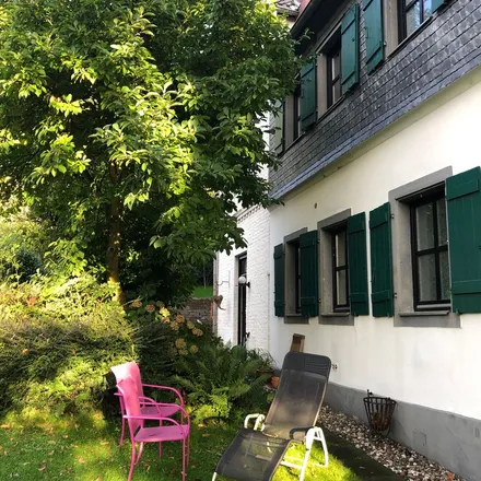 Rent this 3 bed apartment on Ennerthang 5 in 53227 Bonn, Germany