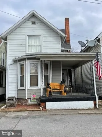 Buy this 3 bed house on 96 West Cottage Street in Tyrone, PA 16686
